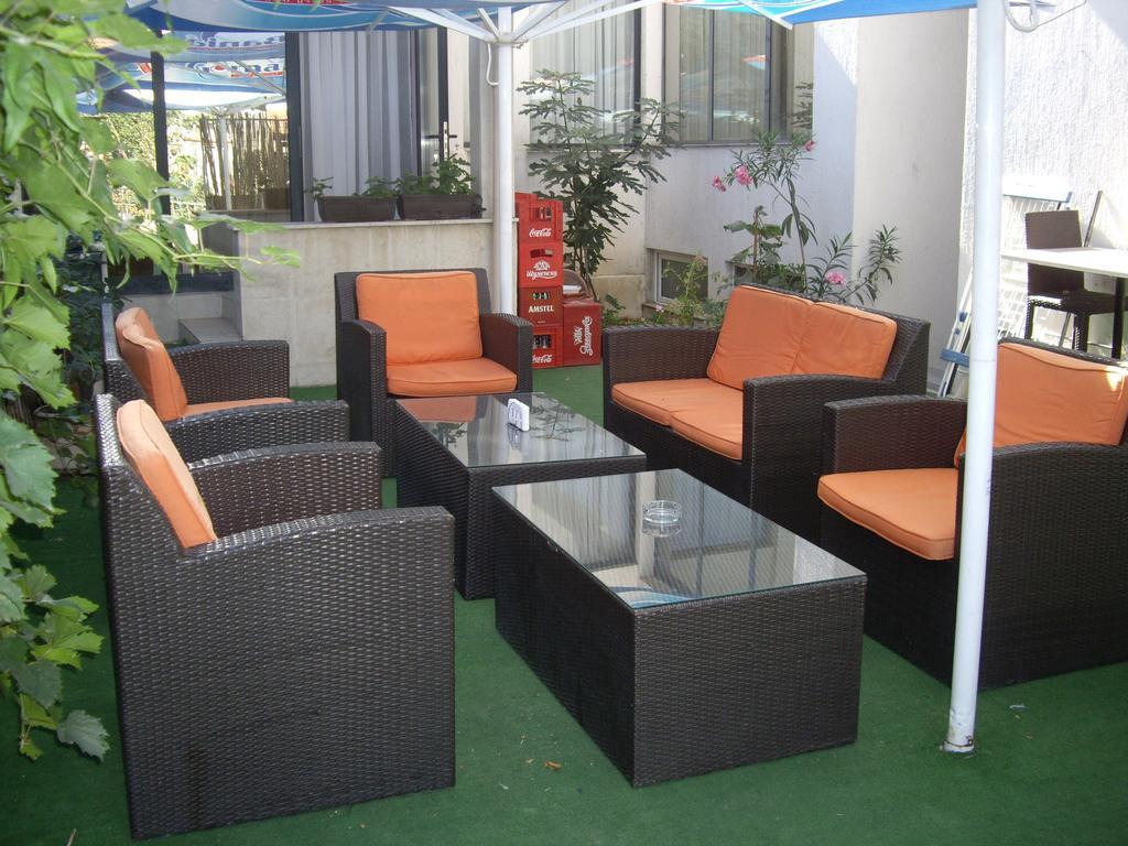 Family Hotel Avramov Vidin Bagian luar foto