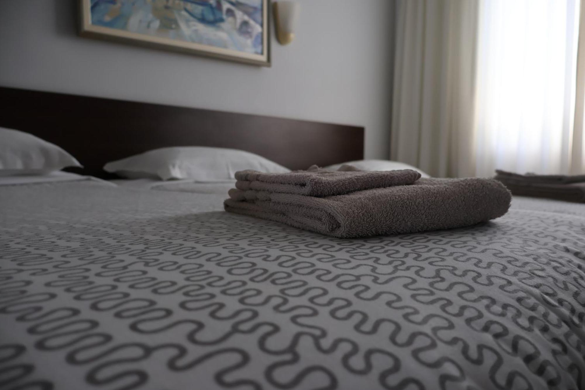 Family Hotel Avramov Vidin Bagian luar foto